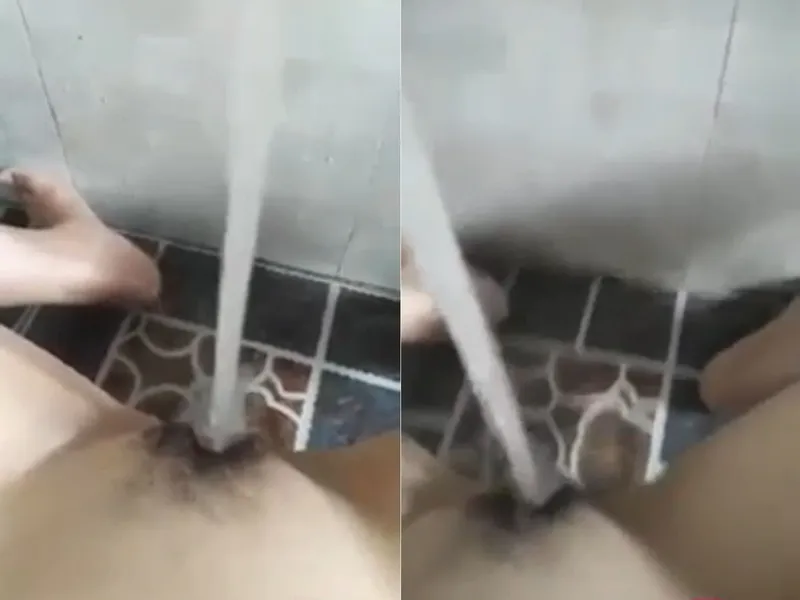 Gấu móc lồn cực mạnh với vòi nước